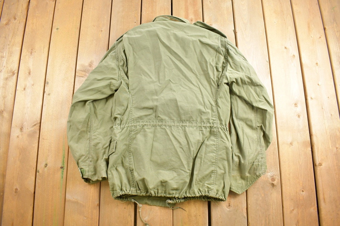 Vintage 1974 Military US Army Sateen Field Jacket