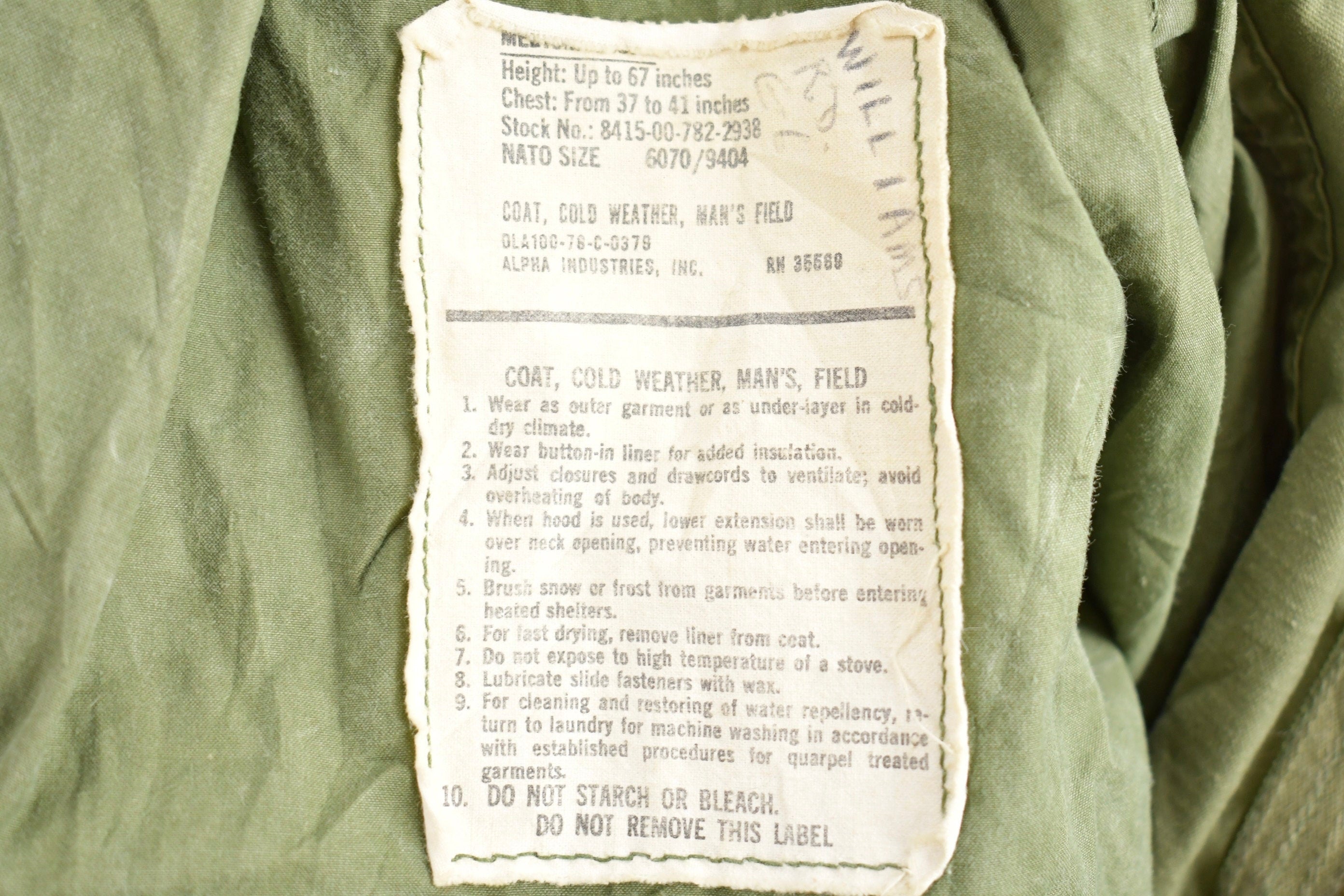 Vintage 1976 Military US Army Sateen Field Jacket