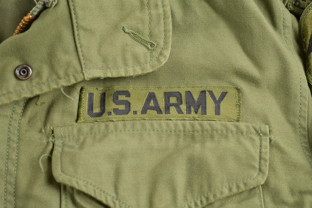 Vintage 1976 Military US Army Sateen Field Jacket
