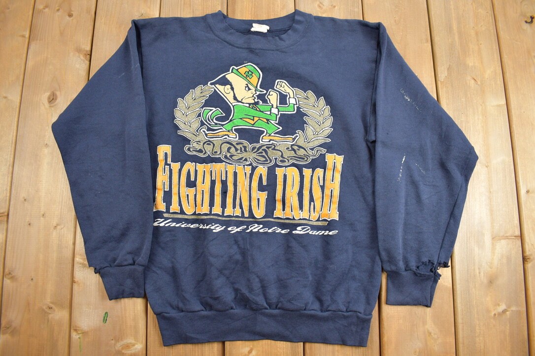 Vintage 1990s University Of Notre Dame Fighting Irish Collegiate Crewneck / NCAA Sweatshirt / Sportswear / Distressed Sweatshirt /