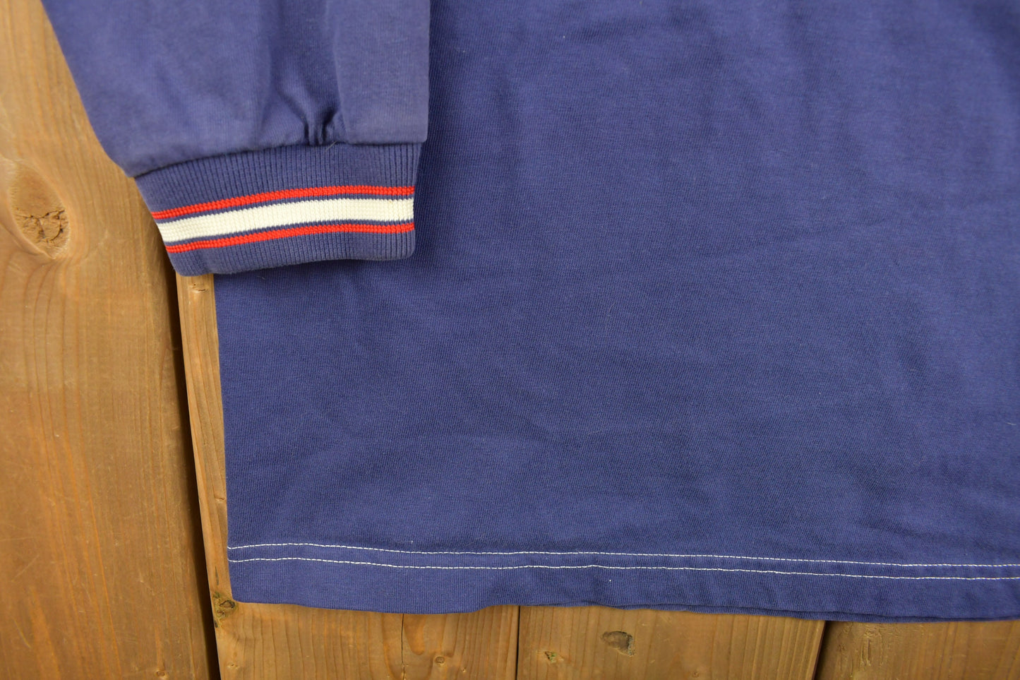 Vintage 1990s Blue Wrangler Crewneck Sweatshirt / 90s Crewneck / Streetwear / Embroidered / Essentials / Vintage Wrangler / 90s Vintage