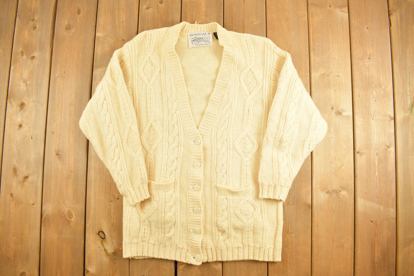 Vintage 1990s Beige Diamond Pattern Knitted Cardigan Sweater / Vintage Cardigan / Button Up / Blank Cardigan / 90s Sweater / 3D Knit