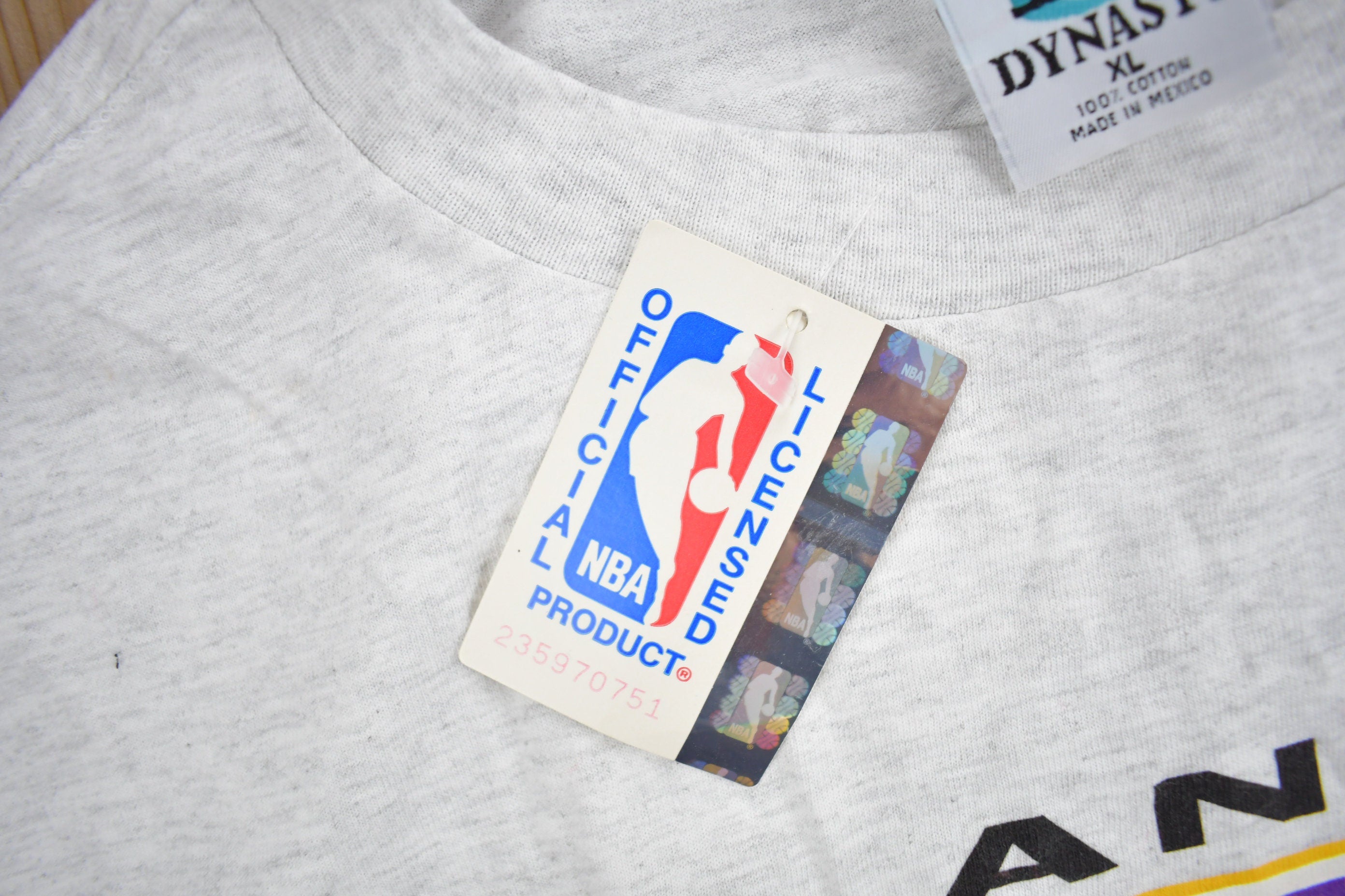 Vintage 1990s Deadstock Los Angeles Lakers NBA Graphic T-Shirt