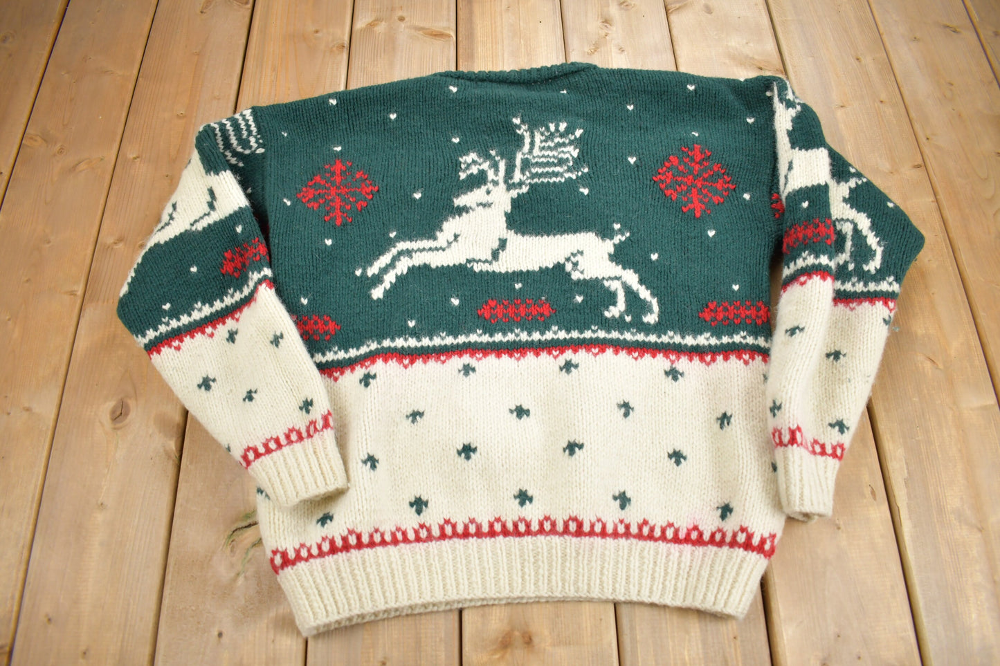 Vintage 1990 Eddie Bauer Winter Deer Theme Knit Sweater / 100% Wool / All Over Pattern / Colourful Sweatshirt