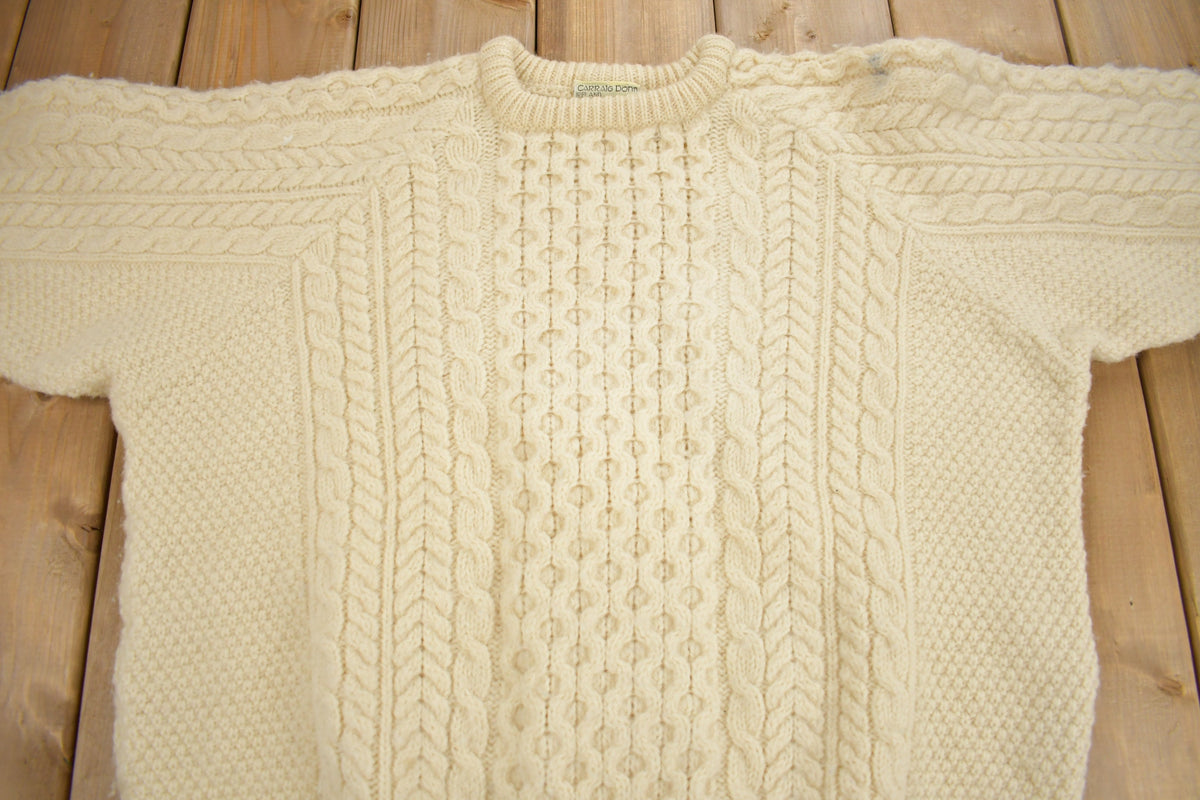 Vintage 1960s Carraig Donn 100% Wool 3D Cable Knit Sweater