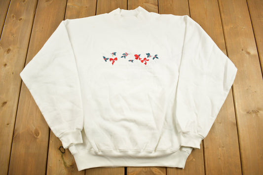 Vintage 1990s Northern Reflections White Sweatshirt / 90s Crewneck / Souvenir Sweater / Made In Canada / Travel / Adventure