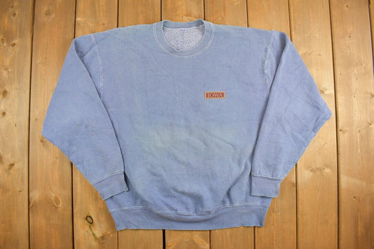 Vintage 1990s IOWA Crewneck Sweatshirt / 90s Crewneck / Souvenir Sweater / Streetwear / Travel And Vacation / Blank Sweatshirt / 90s Blank