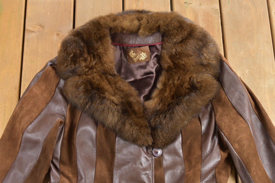 Vintage 1970s Genuine Leather Fur Collar Sears The Fashion Place Coat / Fall Outerwear / Leather Coat / Winter Outerwear / Fur Trench Coat