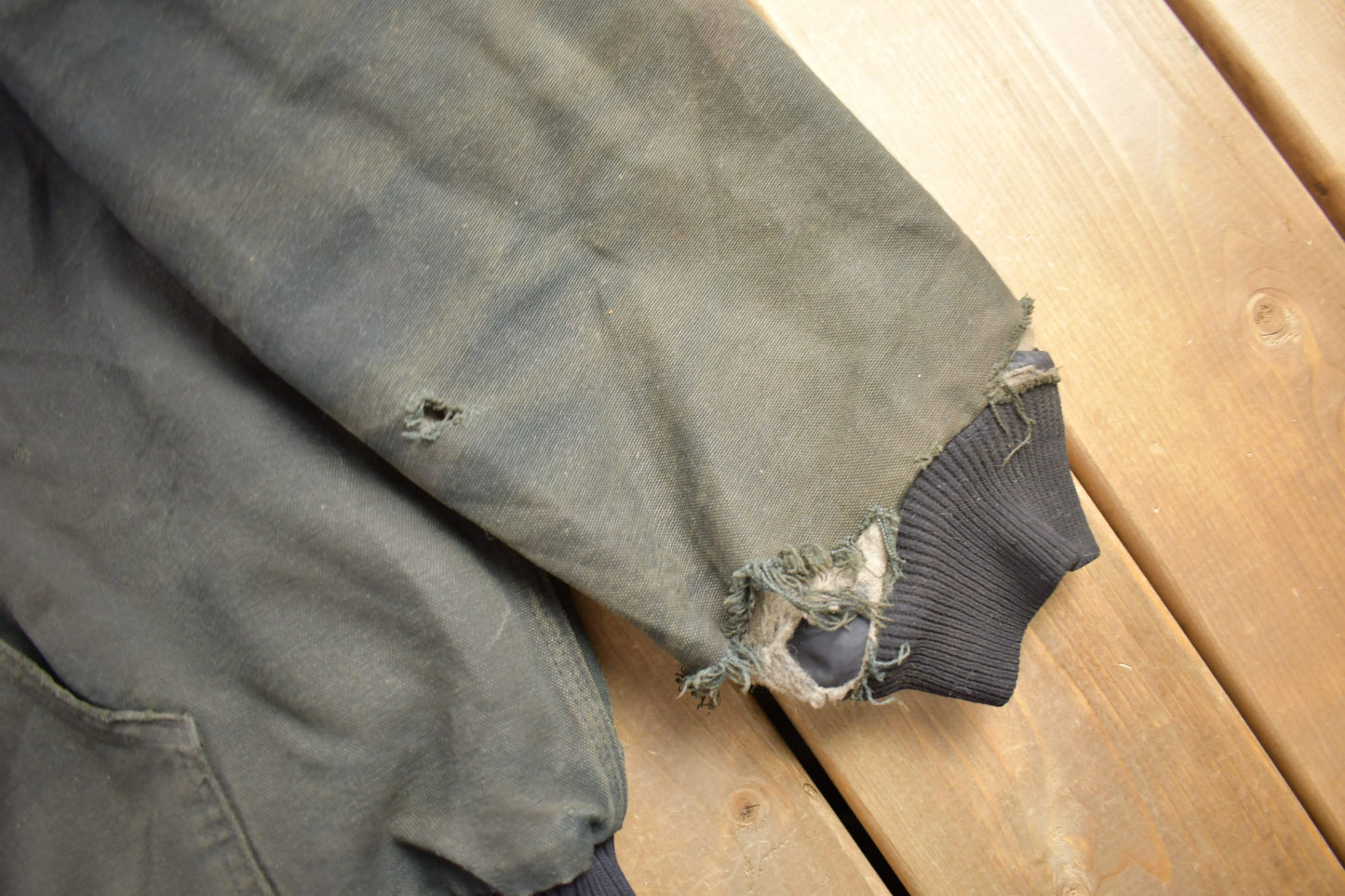 Vintage 1990s Carhartt Thrashed Active Jac Work Jacket / Workwear / Distressed Carhartt Jacket / Vintage Carhartt / Made In USA