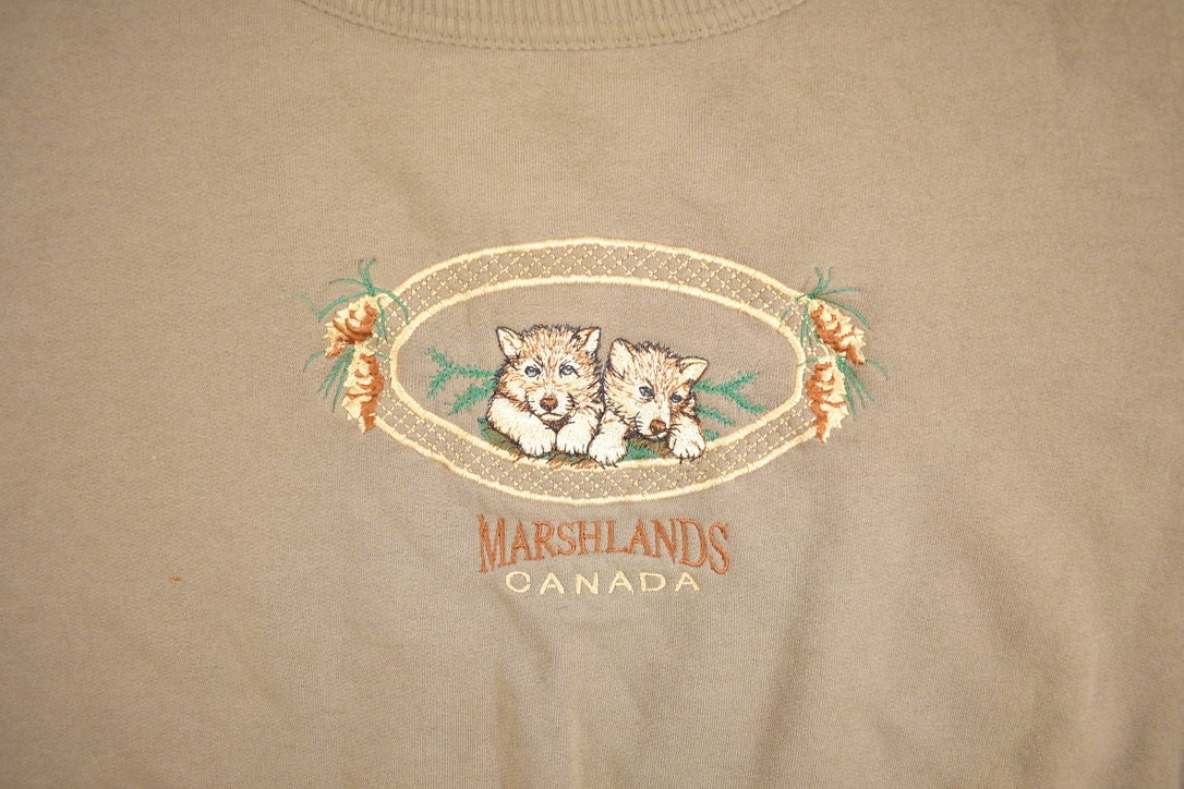 Vintage 1990s Marshlands Canada Dog Sweatshirt / Embroidered / Vintage Sweatshirt / Outdoorsman / Wilderness Sweatshirt / Made In Canada