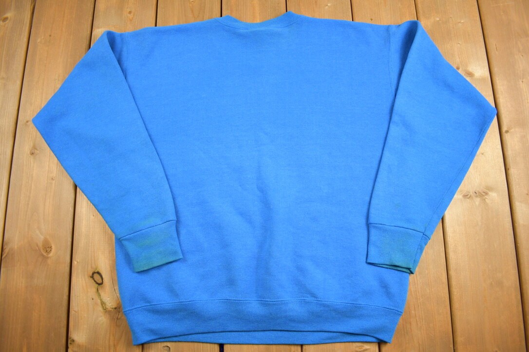 Vintage 1990s Lee Blank Blue Sweatshirt / 90s Crewneck / Made In USA / Essential / Streetwear / 90s Blank / Vintage Lee / 90s Lee