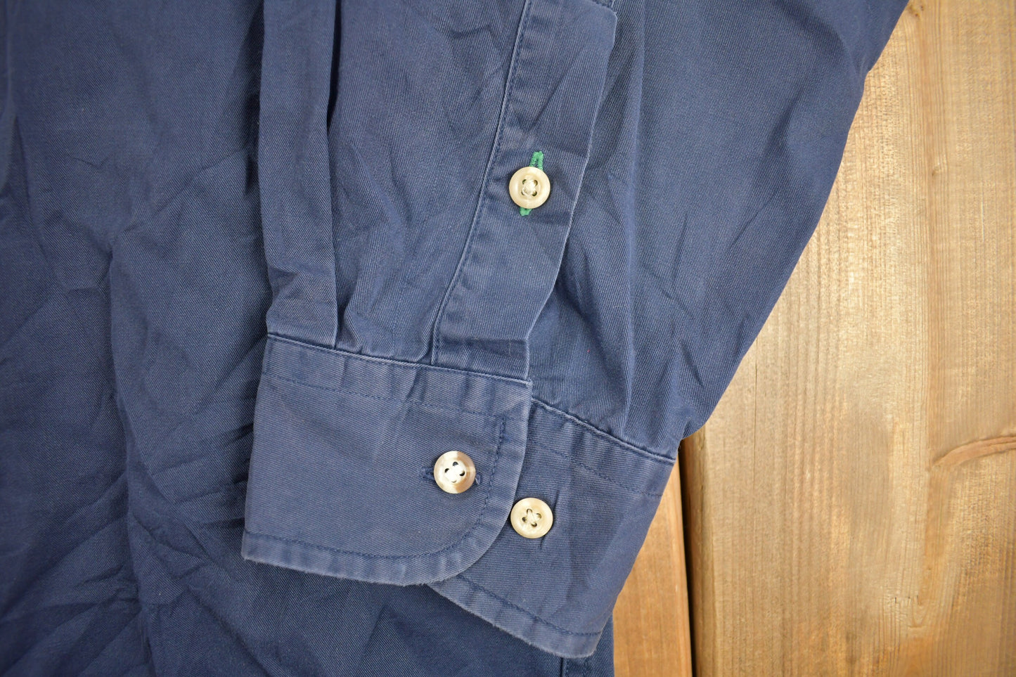 Vintage 1990s Tommy Hilfiger Blank Navy Button Up Shirt / 1990s Button Up / Vintage Flannel / Basic Button Up / Vintage Tommy Hilfiger