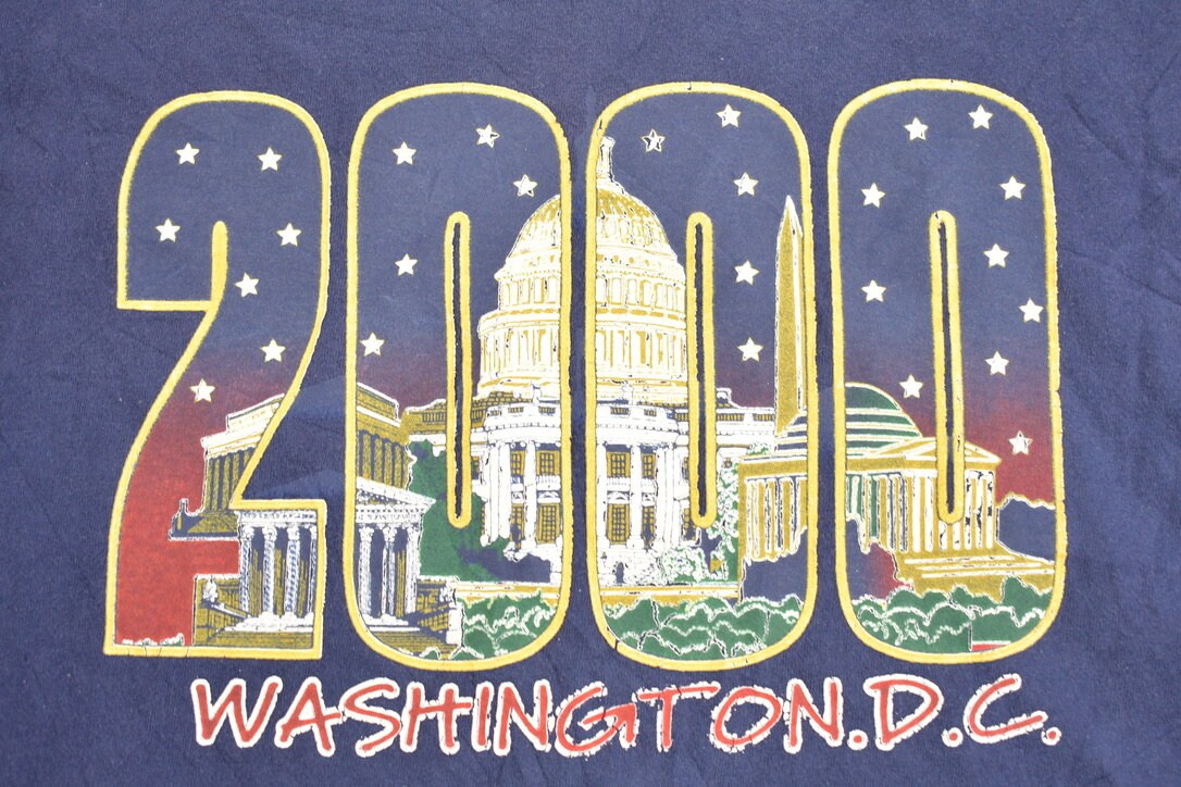 Vintage 1990s Washington DC Souvenir T Shirt / Streetwear / Made In USA / Vacation Tee / Travel T Shirt