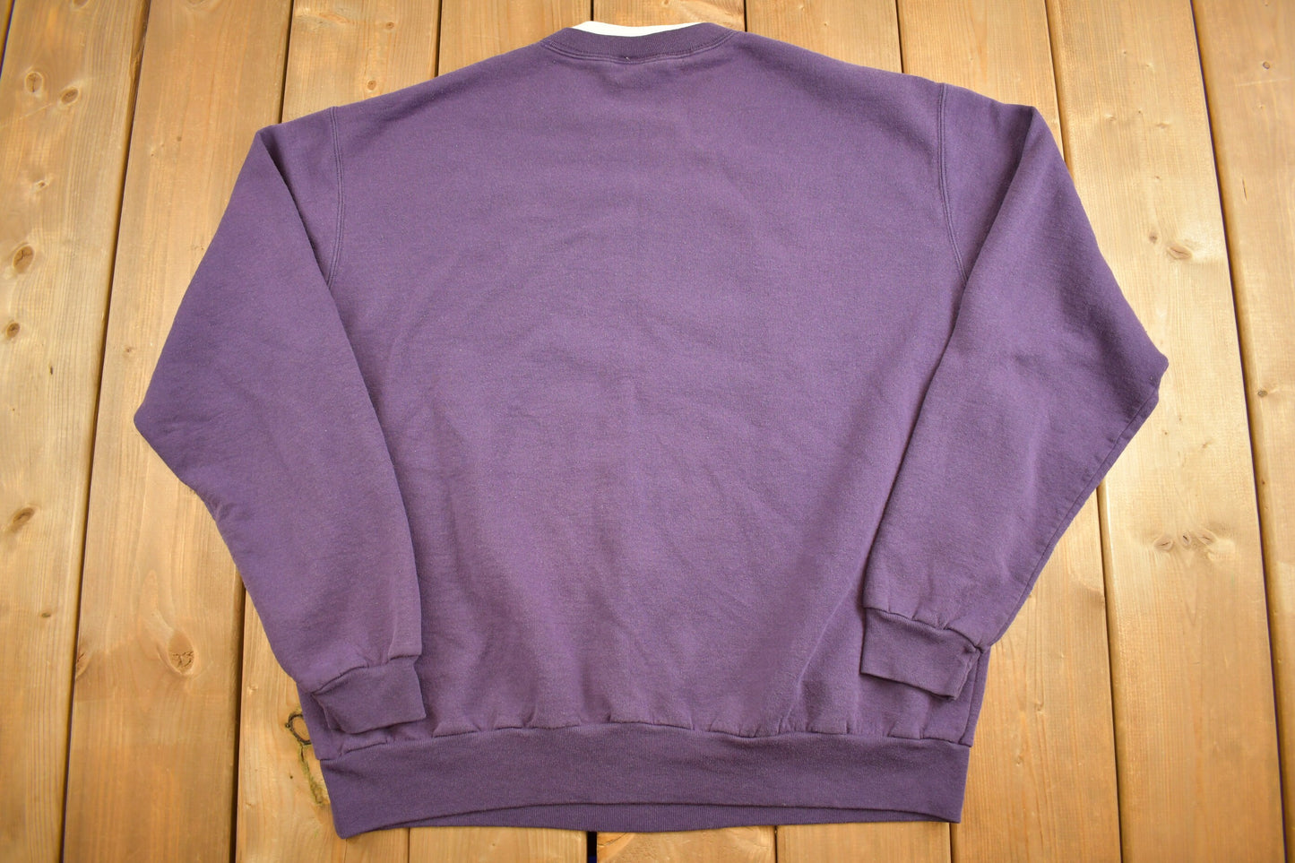 Vintage 1990s Purple Flowers Sweatshirt / 90s Sweatshirt / Vintage Sweatshirt / Outdoorsman / Wilderness Sweatshirt / Nature Graphic