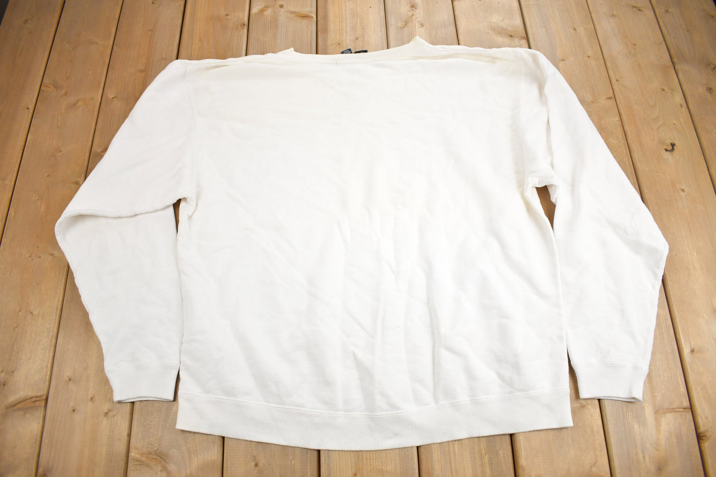 Vintage 1990s Club Monaco Blank White Crewneck Sweatshirt /  90s Crewneck / Made In Canada / 90s Club Monaco / Streetwear / Rare Vintage