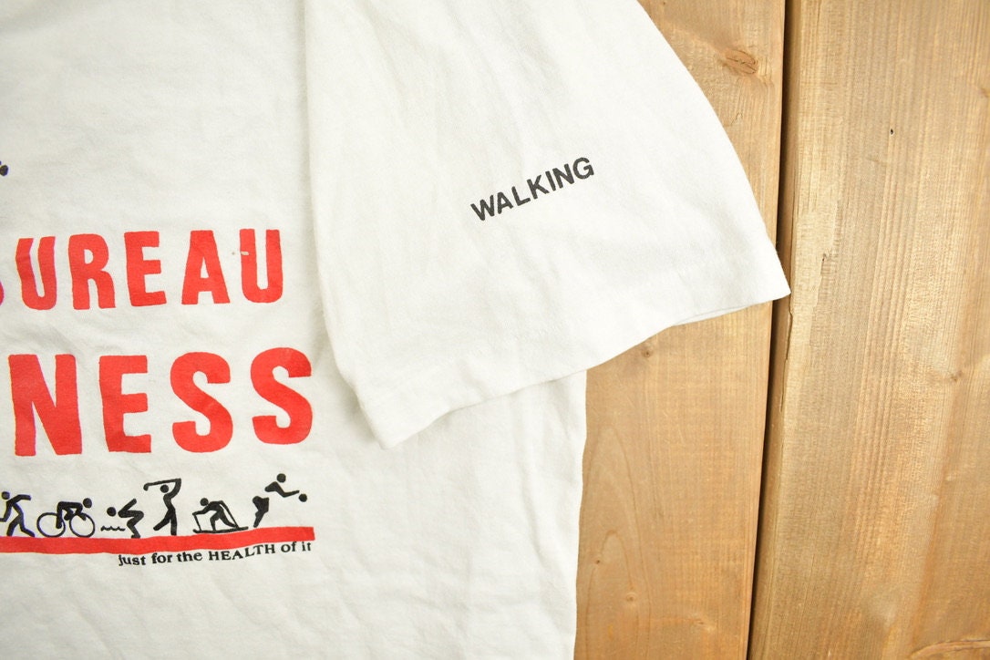 Vintage 1990s Farm Bureau Wellness Graphic T-Shirt