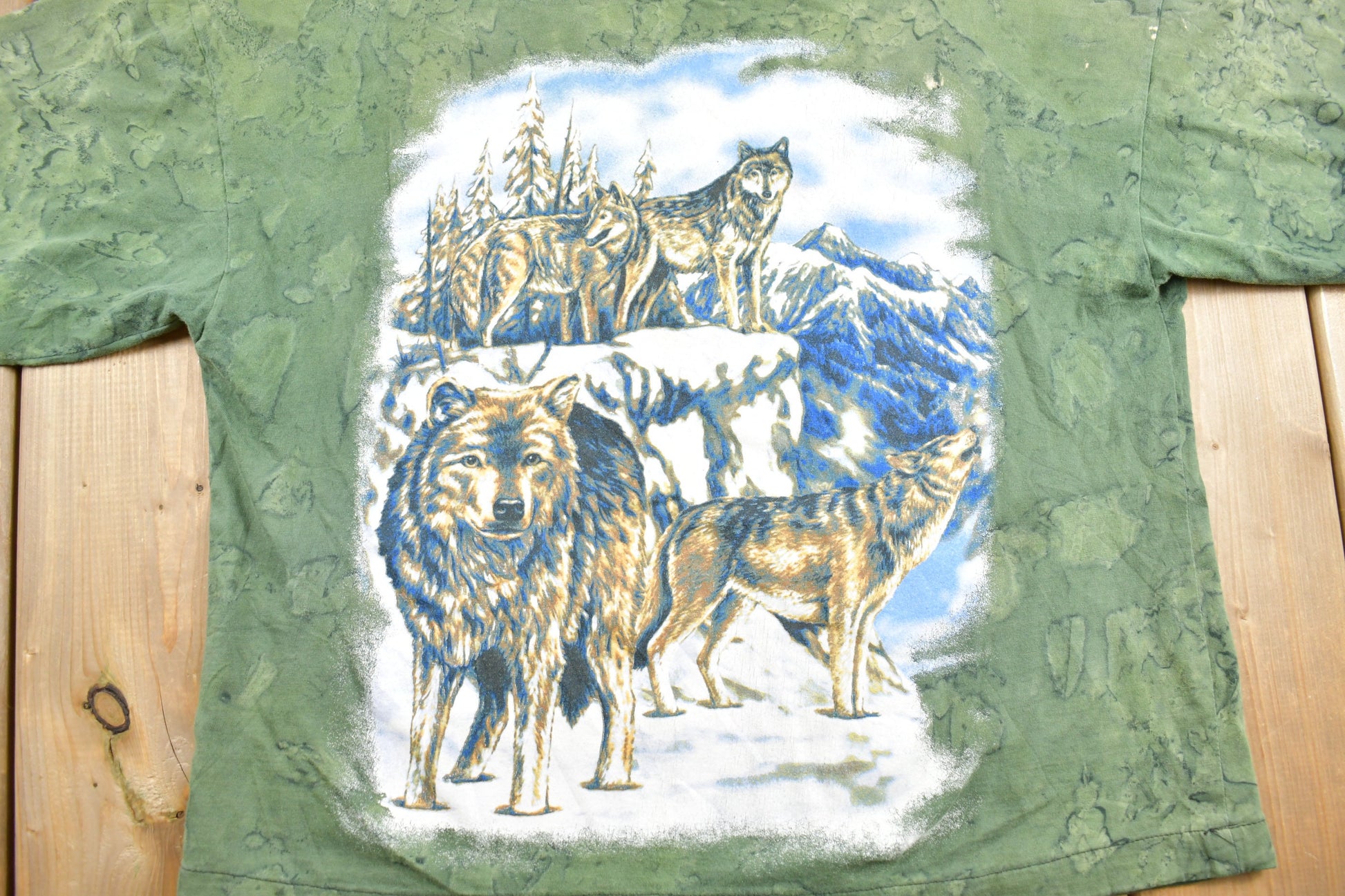 Vintage Y2K Wolf Theme Graphic Tie Dye T-Shirt