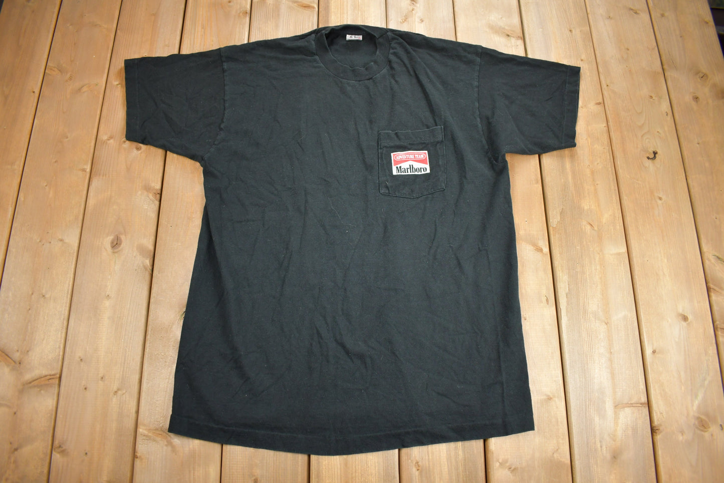 Vintage 1990s Marlboro Unlimited Coyote Bluff Pocket T Shirt / Western Cowboy Style / Streetwear / Made In USA / Single Stitch