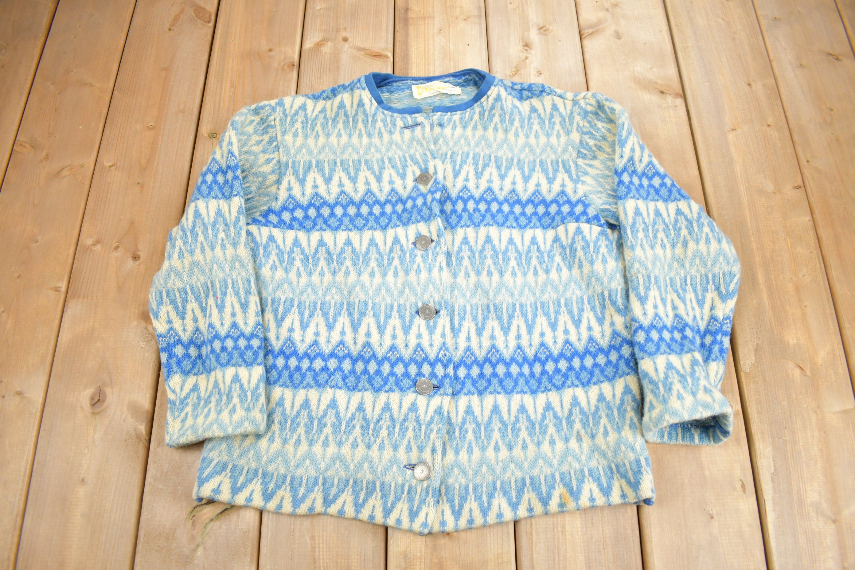 Vintage 1960s Icelandic Hand Knit Cardigan Sweater