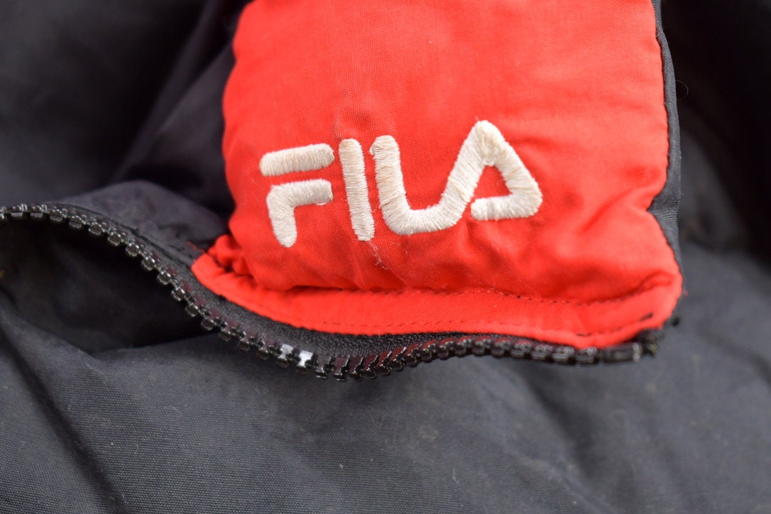 Vintage 1990s Fila Down Fill Puffer Jacket / Embroidered Fila / Vintage Bubble Jacket / Winter / Streetwear / 90s Fila / Full Zip Puffer