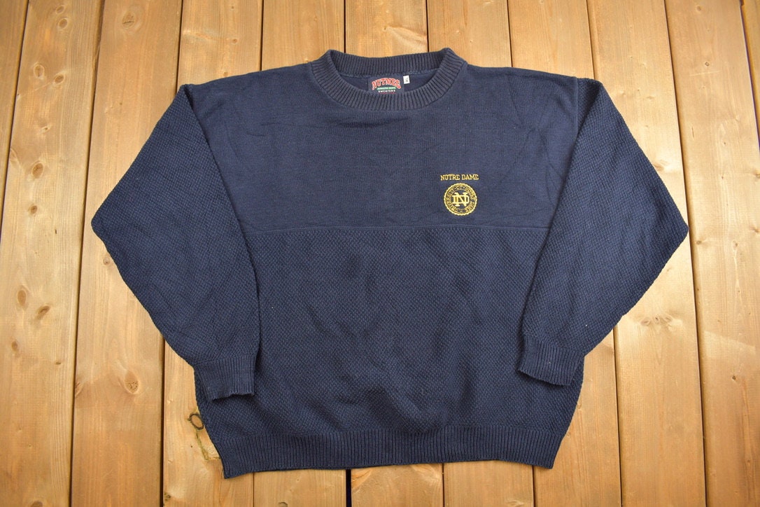 Vintage 1990s Notre Dame Navy Blue Knitted Sweater / Vintage 90s Crewneck / Made In USA / Sweatshirt / Football / NCAA / University