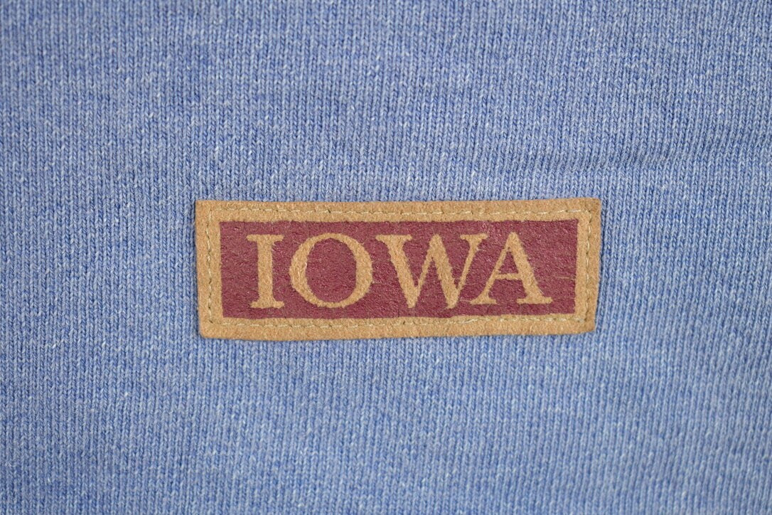 Vintage 1990s IOWA Crewneck Sweatshirt / 90s Crewneck / Souvenir Sweater / Streetwear / Travel And Vacation / Blank Sweatshirt / 90s Blank