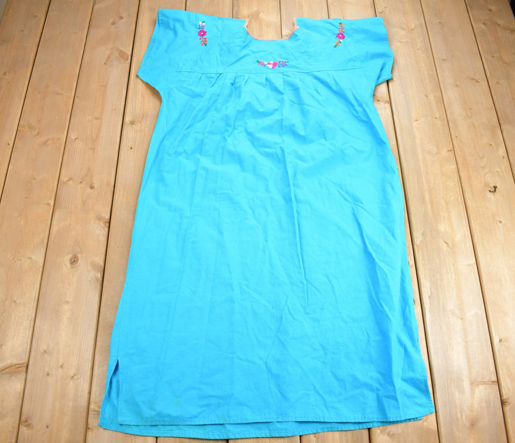Vintage 1960s Hand Embroidered Mexican Dress