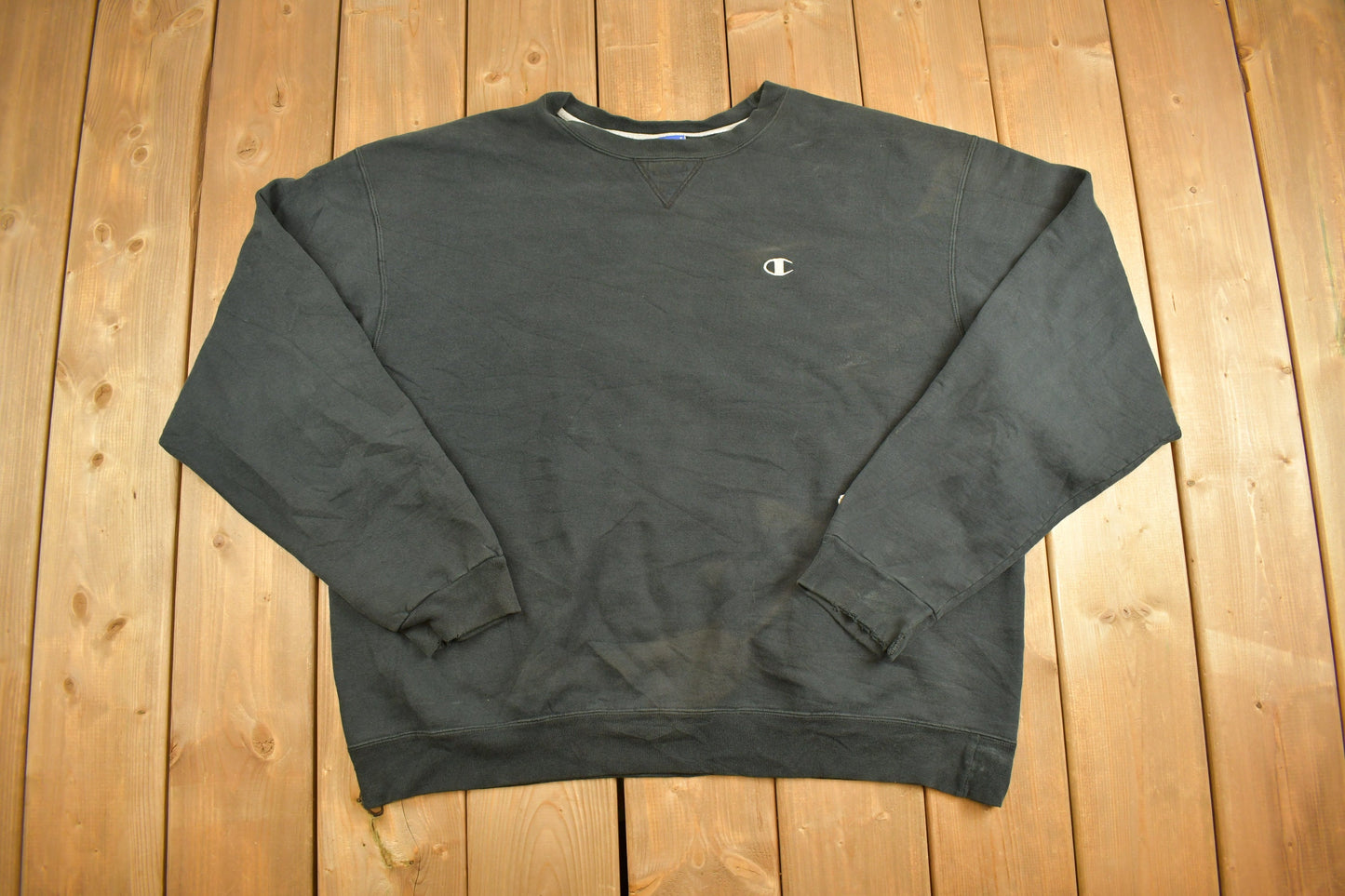 Vintage Y2K Champion Blank Black Crewneck Sweatshirt