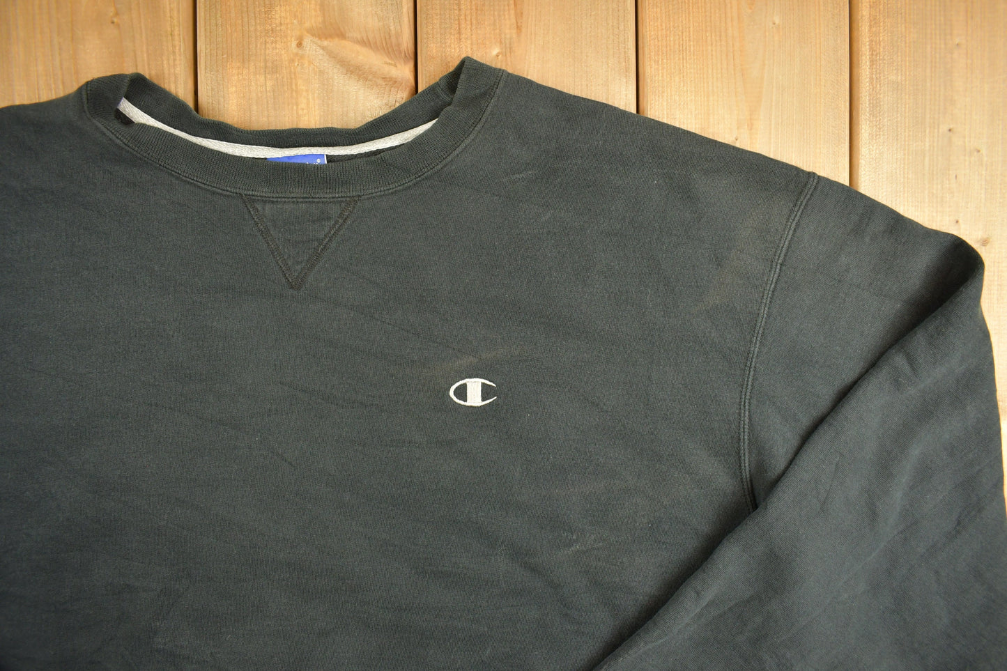 Vintage Y2K Champion Blank Black Crewneck Sweatshirt