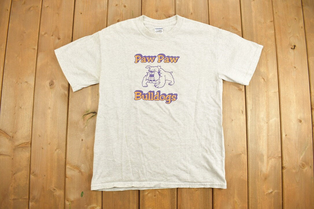 Vintage 1990s Who Let The Dogs Out University Collegiate T-Shirt