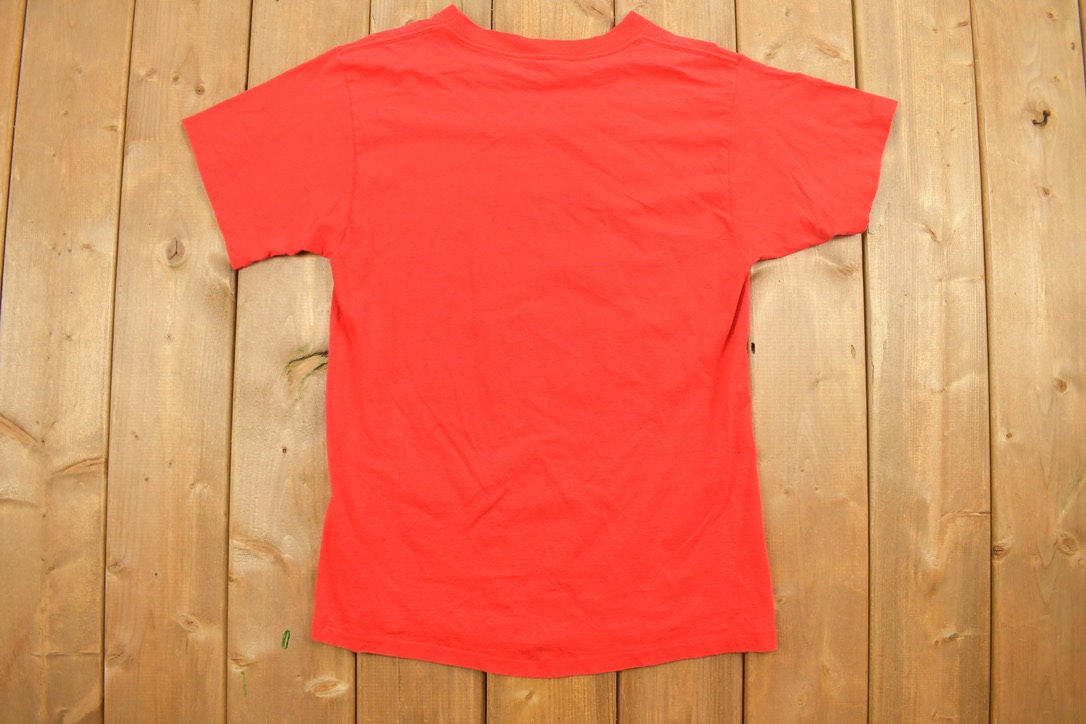 Vintage 1980s Pilot Story Graphic T-Shirt