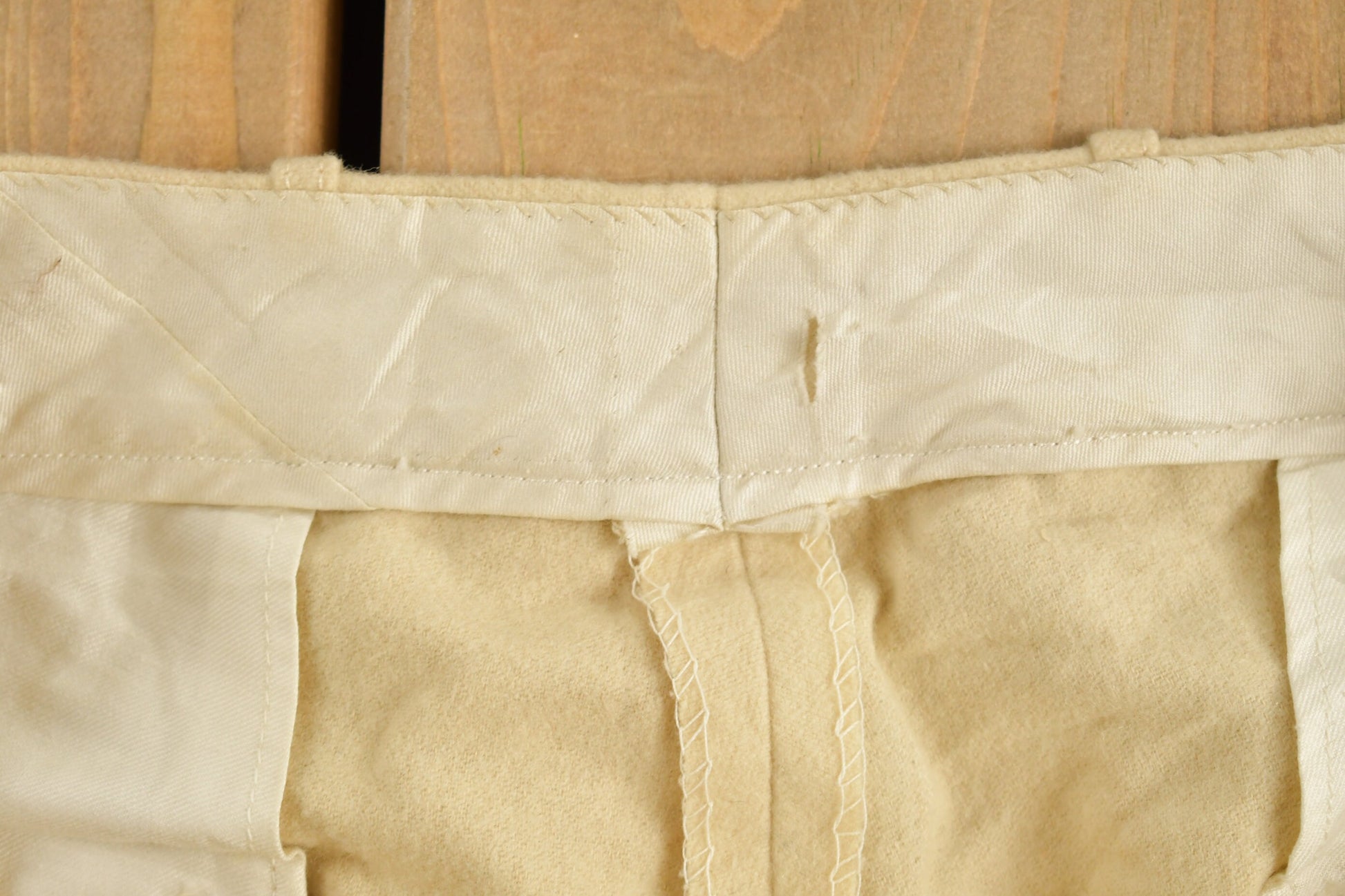 Vintage 1970's Pleated Pants 28 x 30