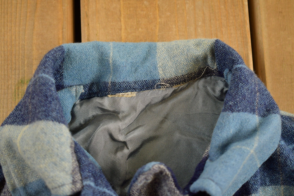 Vintage 1960s Plaid Flannel Button Up Shirt