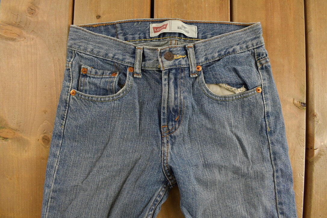 Vintage 1990s Levi's 550 Youth Jeans Size 26 x 26 / Blue / Mid Wash / Vintage Denim  / Red Tab / Straight Cut