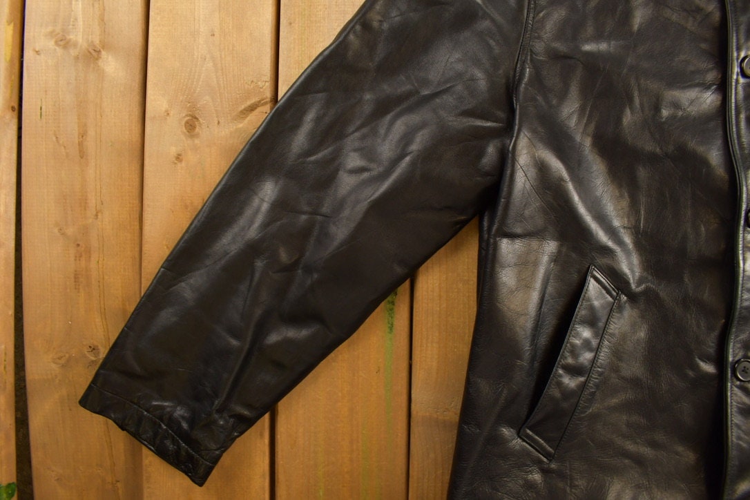 Vintage 1990s Roundtree & Yorke Leather Coat / Black Leather / Fall Outerwear / Leather Coat / Winter Outerwear / Streetwear / 90s Leather