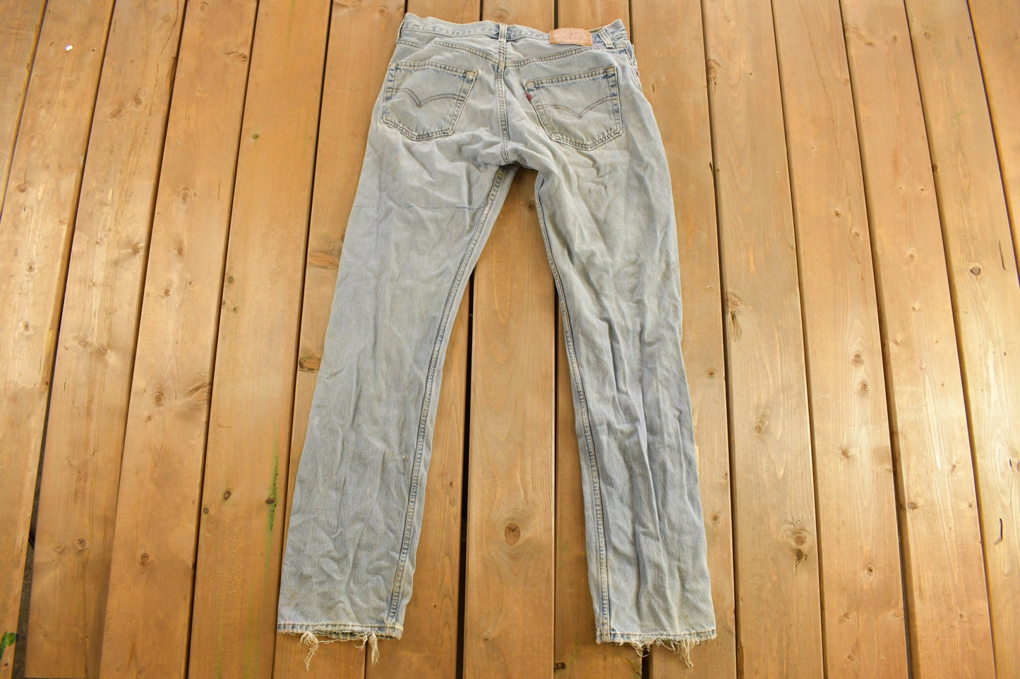 Vintage 1990s Levi's 501 Red Tab Denim Jeans Size 32 x 32.5 / Light Wash / Vintage Denim  / Made In Canada / 90s Levi's / Tapered