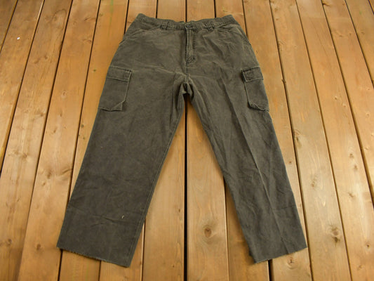 Vintage DC Simple Cargo Pants Size 38 x 28 / Vintage Trousers / Essential Style / Vintage Pants / Hiking / Outdoors / Skate