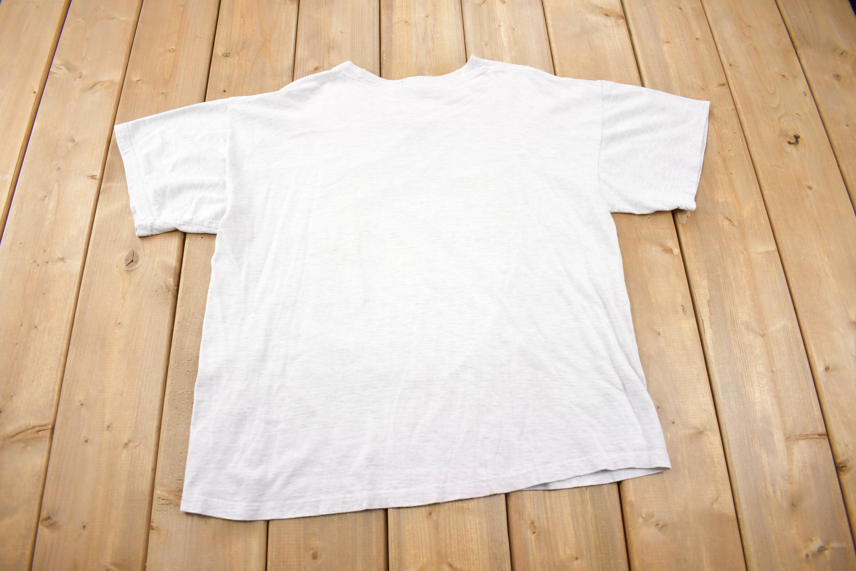 Vintage 1990s Toronto Raptors NBA Graphic T-Shirt