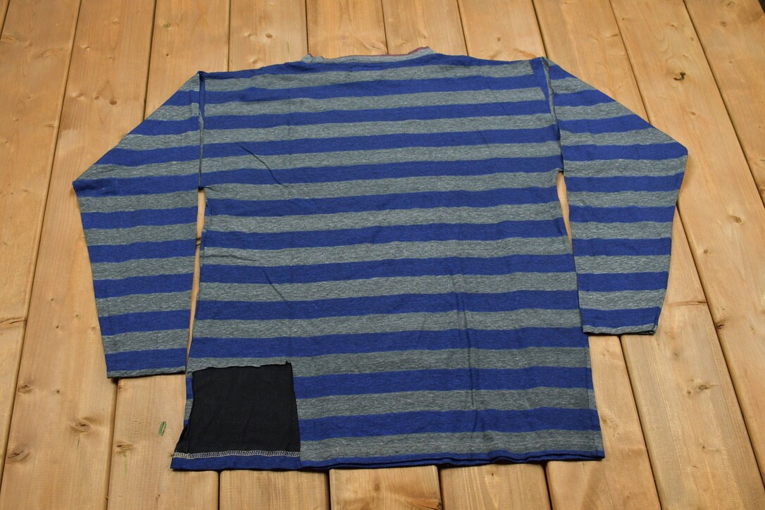 Vintage 1990s Horizontal Striped Crewneck Sweatshirt / 90s Crewneck / Pause Crewneck / Essential / Streetwear / 90s Striped Shirt