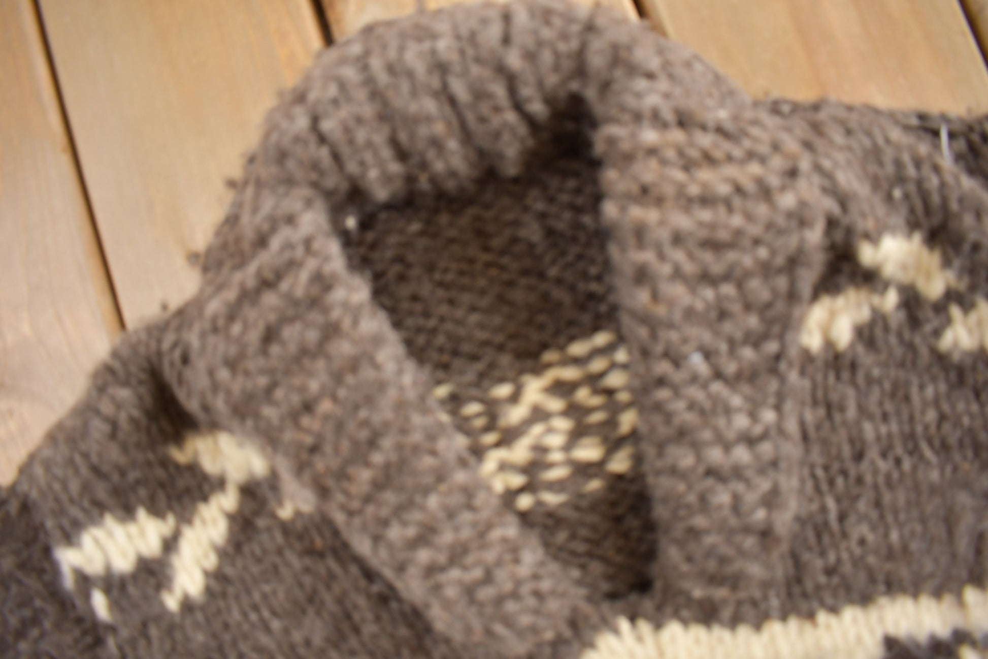 Vintage 1950s Hand-Knit Eagle Theme heavy Weight Sweater