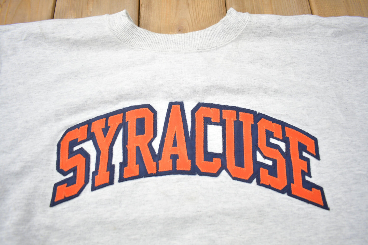 Vintage 1990s Syracuse University Collegiate Crewneck / Embroidered / NCAA Sweatshirt / Sportswear / Americana