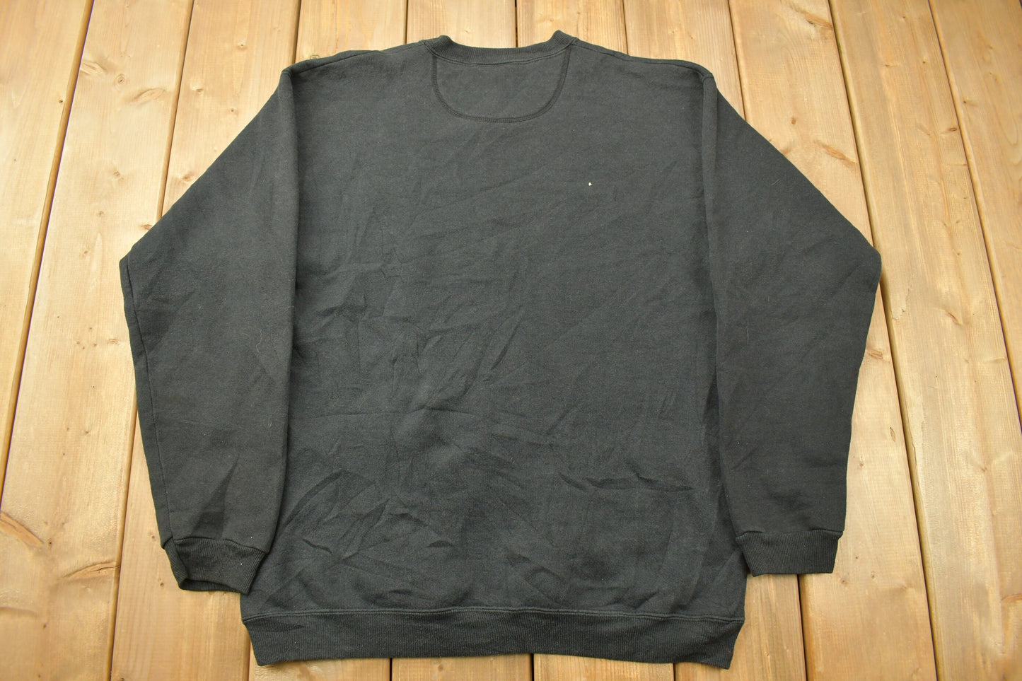 Vintage 1990s Hanes Blank Black Crewneck Sweatshirt / 90s Crewneck / Made In USA / Essential / Streetwear / 90s Blank