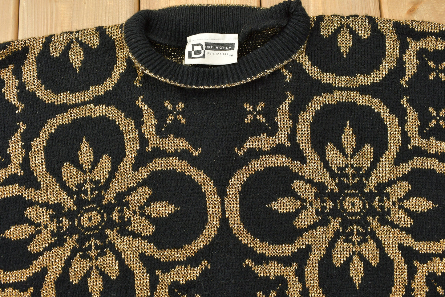 Vintage 1990s Abstract Wool Knit Sweater / Vintage 90s Crewneck / Outdoorsman / Vintage Knit / Winter Sweatshirt / Christmas Sweater