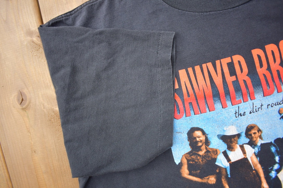 Vintage 1992 Sawyer Brown Dirt Road Tour Band Tee / Vintage T-Shirt / Country Music / Single Stitch / Made In USA