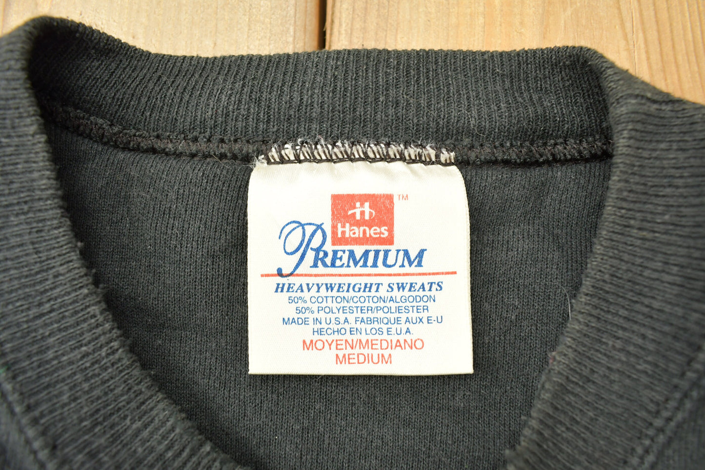 Vintage 1990s Hanes Blank Black Crewneck Sweatshirt / 90s Crewneck / Made In USA / Essential / Streetwear / 90s Blank