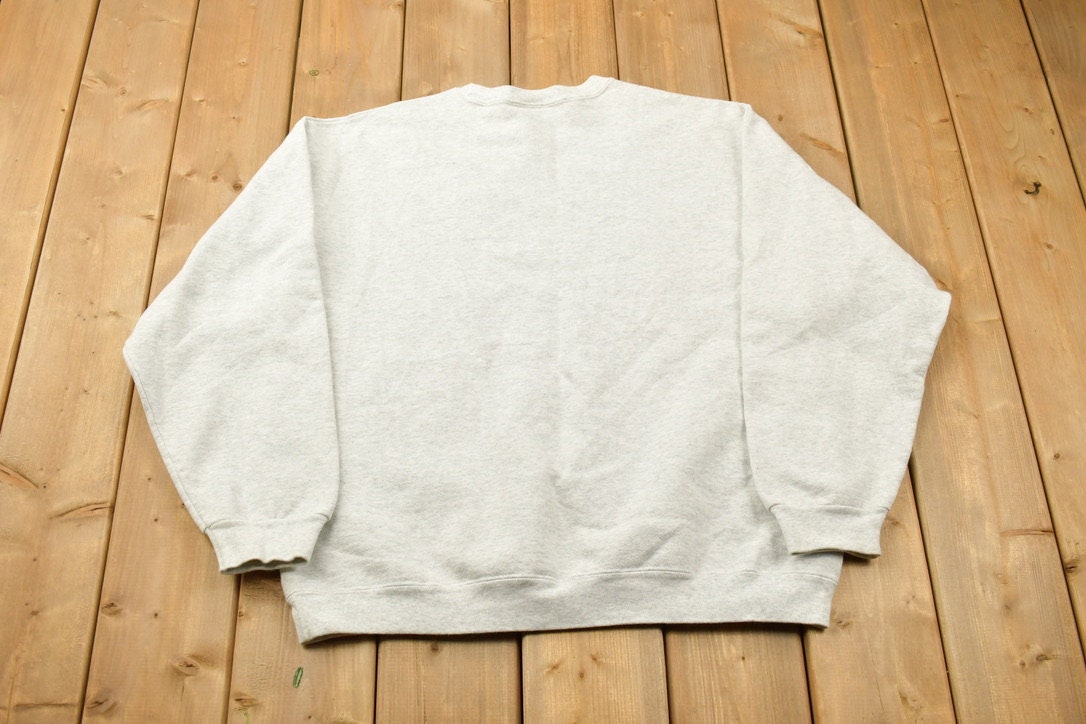 Vintage 1990s Blank Grey Crewneck Sweatshirt / 90s Crewneck / Essential / Streetwear / 90s Blank