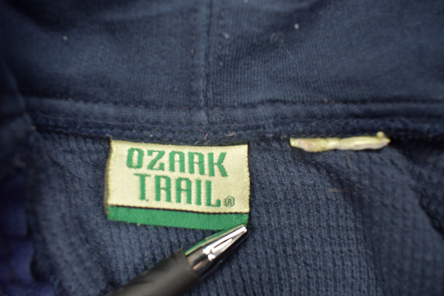 Vintage 1990s Ozark Trail Blank Navy Zip Up Hoodie