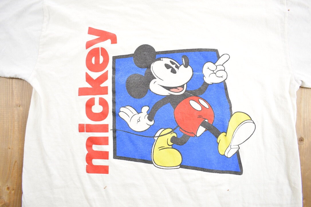 Vintage 1990s Disney Mickey Mouse T-Shirt