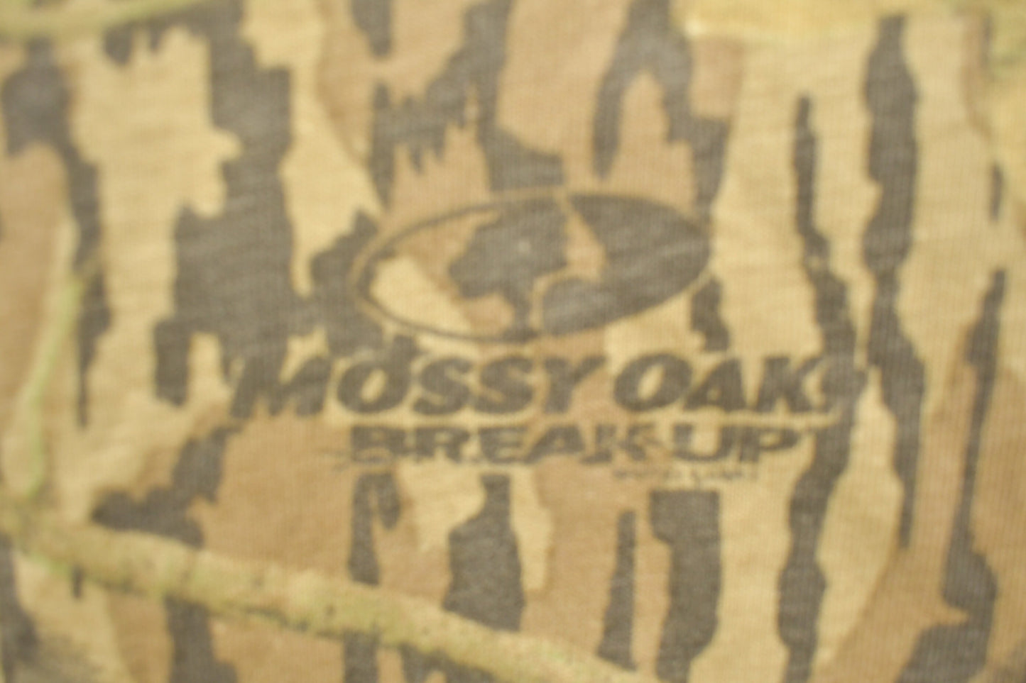 Vintage 1990s Mossy Oak Break Up Camo T-Shirt