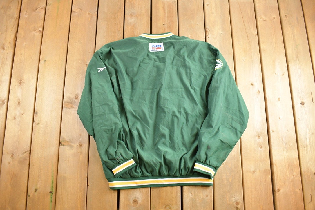 Vintage 1990s NFL Greenbay Packers Starter Pro Line Windbreaker Jacket